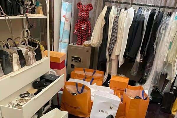 淄博市回收一线品牌衣服